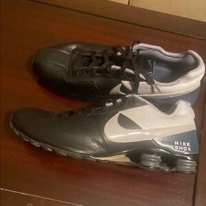 Nike shox 
13